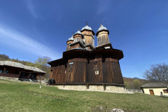 Mănăstirea Poiana Mărului 07