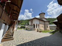 Mânăstirea Polovragi iunie 2023 27