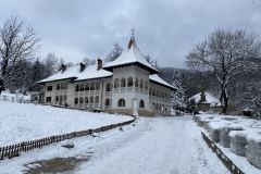 Manastirea Prislop Iarna 05
