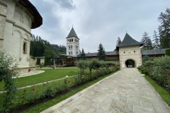 Mănăstirea Putna 48