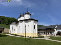 Mănăstirea Răchitoasa aprilie 2024 14