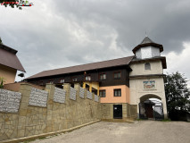 Mănăstirea Rarău 23