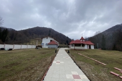 Mănăstirea Runcu 05