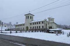 Mănăstirea Salva 01