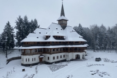 Manastirea Sapanta Peri iarna 10
