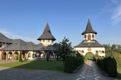 Mănăstirea Scărișoara Nouă 24