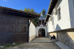 Mănăstirea Sfânta Fecioară, Arbanasi, Bulgaria 02