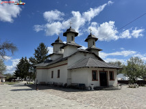 Manastirea Sfanta Treime – Podul Bulgarului aprilie 2024 09