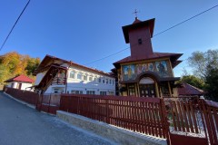 Mânăstirea Sfântul Ierarh Nectarie 02