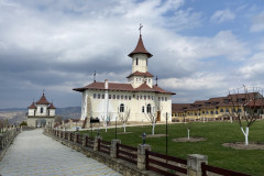 Mânăstirea Sfântul Ștefan cel Mare și sfant 43