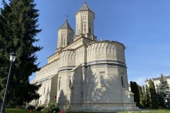 Mănăstirea Sfinții Trei Ierarhi 04