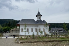 Manastirea Sihastria Putnei 02
