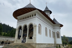 Manastirea Sihastria Putnei 05
