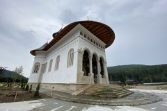Manastirea Sihastria Putnei 25