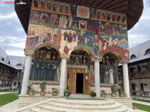 Mănăstirea - Sihăstria Sfântul Ioan de la Râșca 12