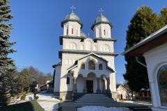 Manastirea Slanic 04