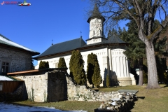 Manastirea Slatina 35