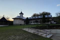 Mănăstirea “Ştefan cel Mare şi Sfânt” din Codăeşti 16