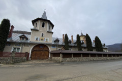 Mănăstirea Strungari 01