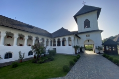 Mănăstirea Surpatele 38