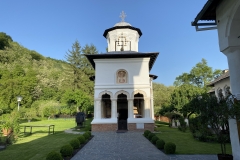 Mănăstirea Surpatele 44