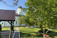 Manastirea Tăriceni 02