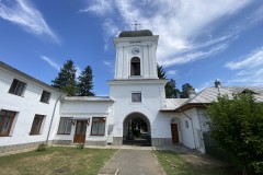 Mănăstirea Țigănești 02