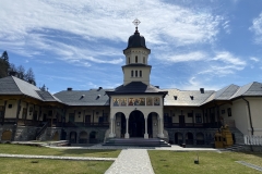 Mănăstirea Toplița 11