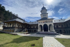Mănăstirea Toplița 18