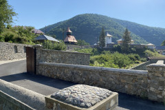 Mănăstirea Topolniţa 12