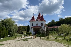 Mănăstirea Ucraineana Sfânta Treime Pereu 39
