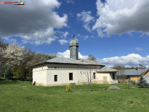 Mănăstirea Vărzărești aprilie 2024 17