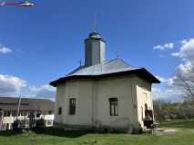 Mănăstirea Vărzărești aprilie 2024 20