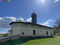 Mănăstirea Vărzărești aprilie 2024 25