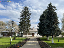 Mănăstirea Zamfira aprilie 2023 22