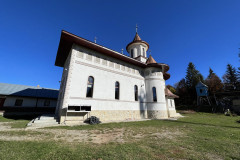 Mănăstirea Zemes 28