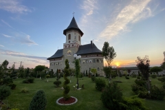 Manastirea Zosin 28