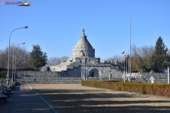 Mausoleul eroilor de la Marasesti 05