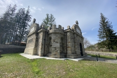 Mausoleul și Muzeul Soveja 16