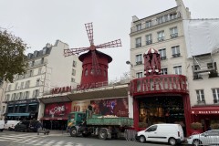 Moulin Rouge din Paris 13
