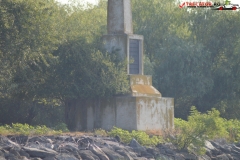 Obeliscul din localitatea Crisan 03