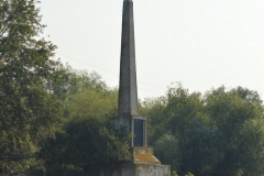 Obeliscul din localitatea Crisan 04