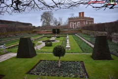 Palatul Hampton Court 210