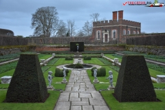 Palatul Hampton Court 212