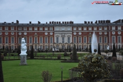 Palatul Hampton Court 243
