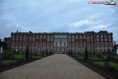 Palatul Hampton Court 253