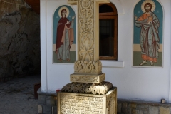 Pestera si Manastirea Ialomitei 44