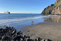 Playa de Las Gaviotas, Tenerife 22