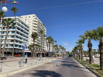 Promenada Finikoudes din Larnaca, Cipru 39