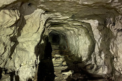 Tunelul cu lilieci din Canaraua Fetii 01